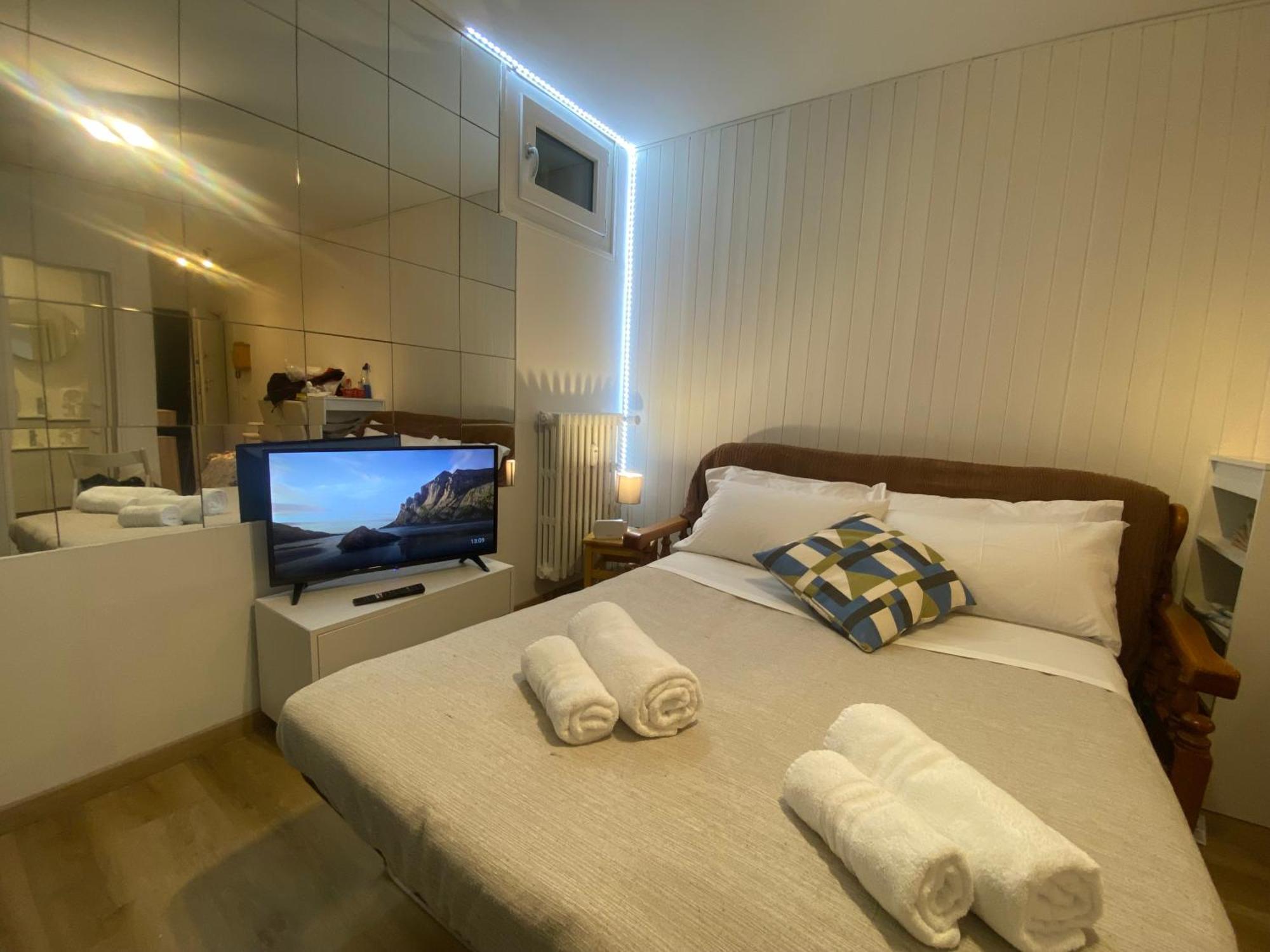 Alpine Nest With Swimmingpool Apartment Moggio  Екстериор снимка